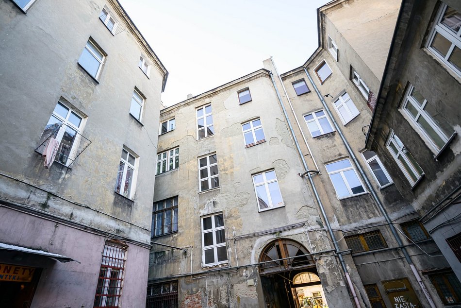 Łódź. Kamienica przy ul. Piotrkowskiej 50 w Łodzi