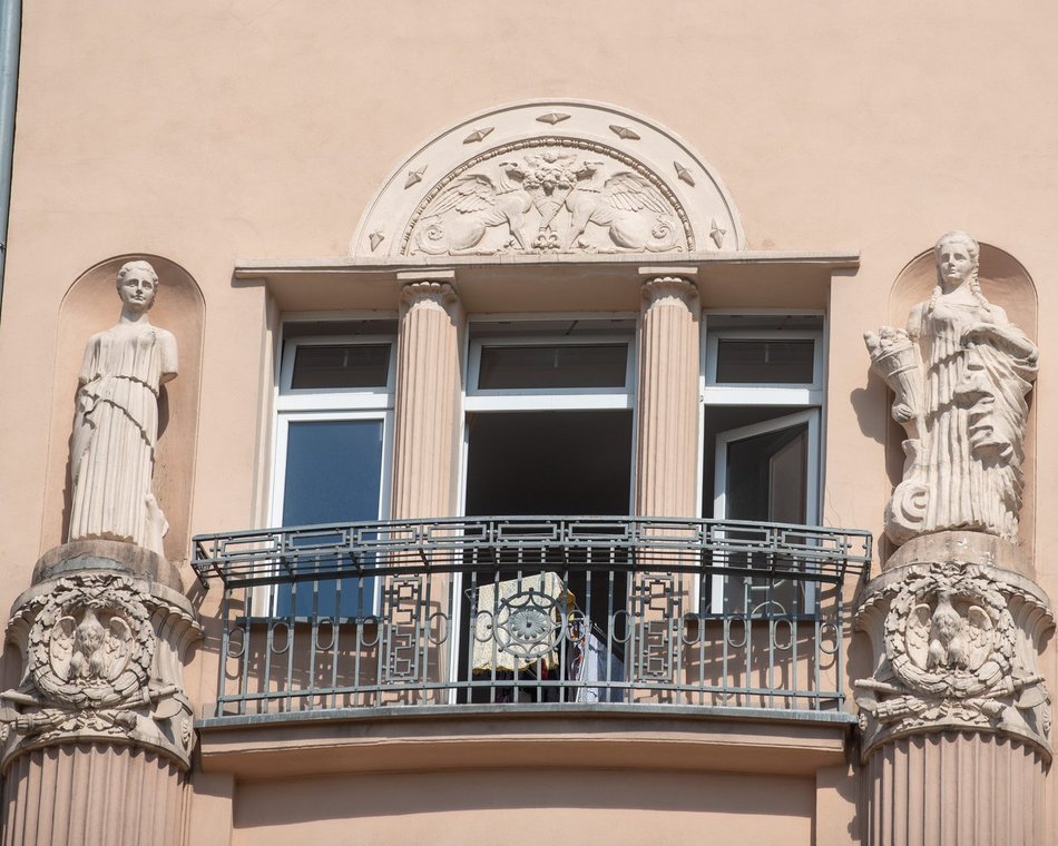Łódź. Spacer śladami zwierząt na zabytkach w Łodzi. Dowiedz się więcej o ich historii