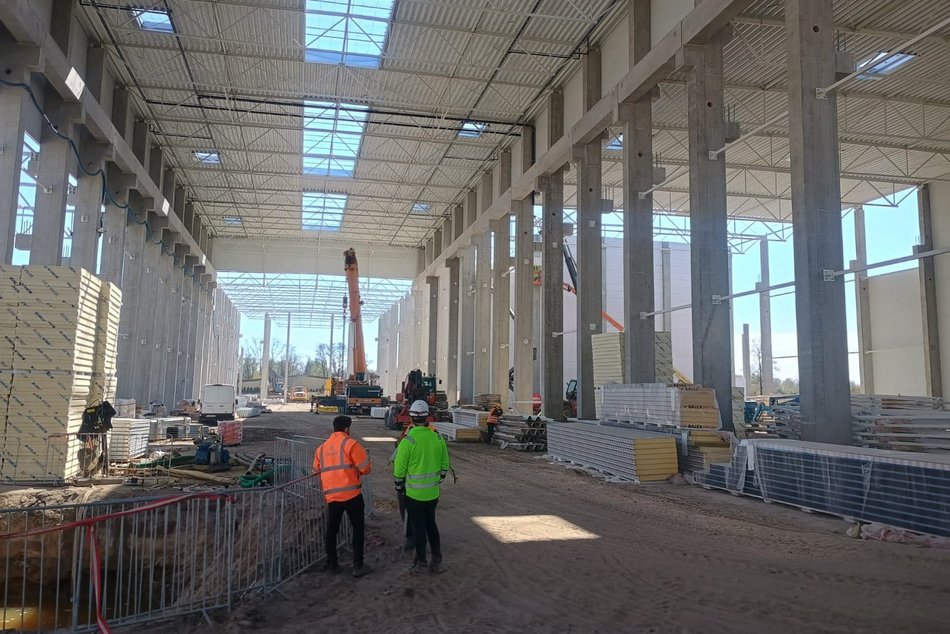 Łódź. Aż 200 nowych miejsc pracy w Łodzi! Firma ZREW Transformatory szuka pracowników