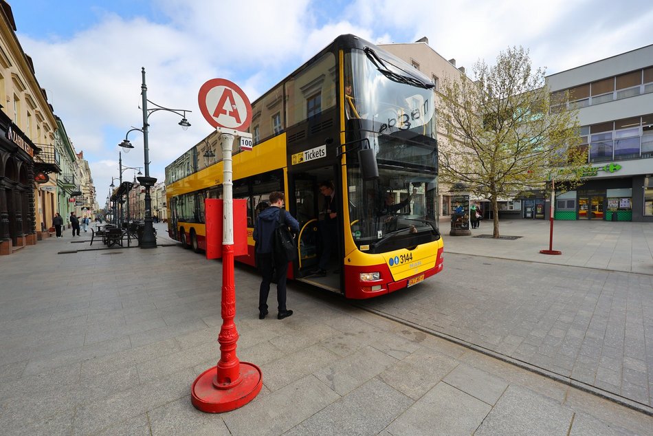Łódzkie Linie Turystyczne już na trasach! Tak Łodzianie zwiedzają Łódź