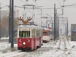 Wielka parada zabytkowych autobusów i tramwajów MPK Łódź