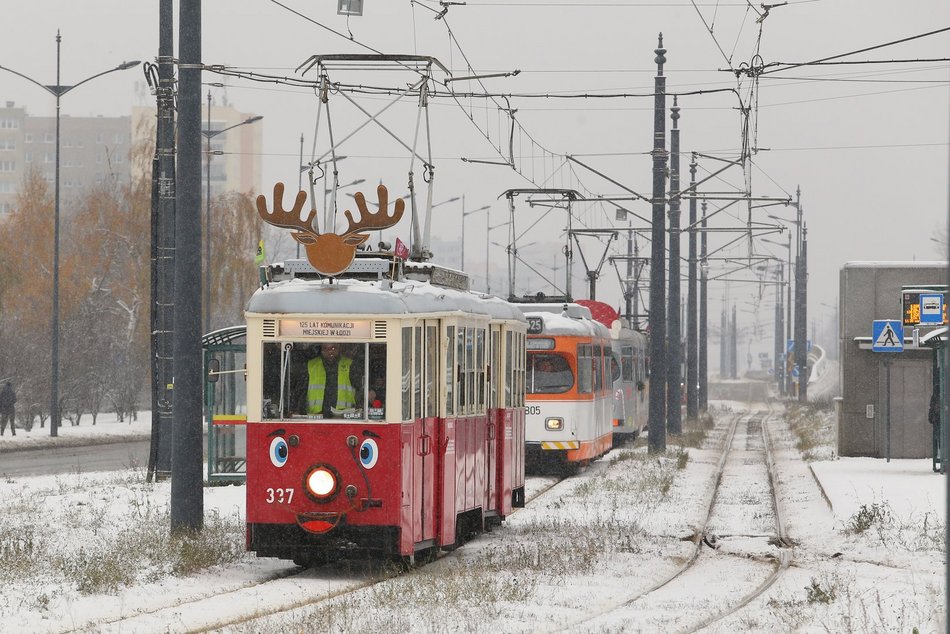 Wielka parada zabytkowych autobusów i tramwajów MPK Łódź