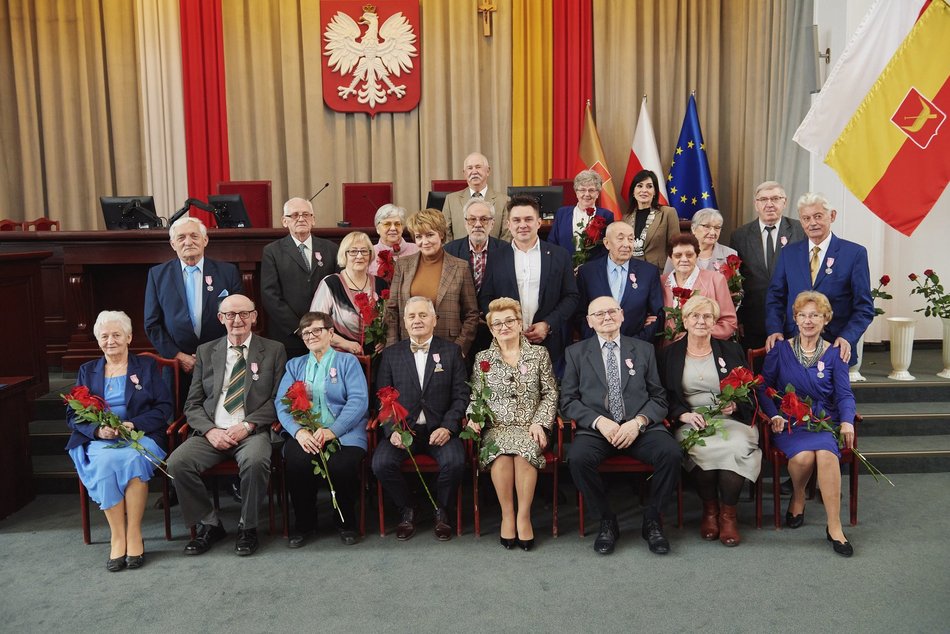 Uroczystość wręczenia medali z okazji długiego pożycia małżeńskiego