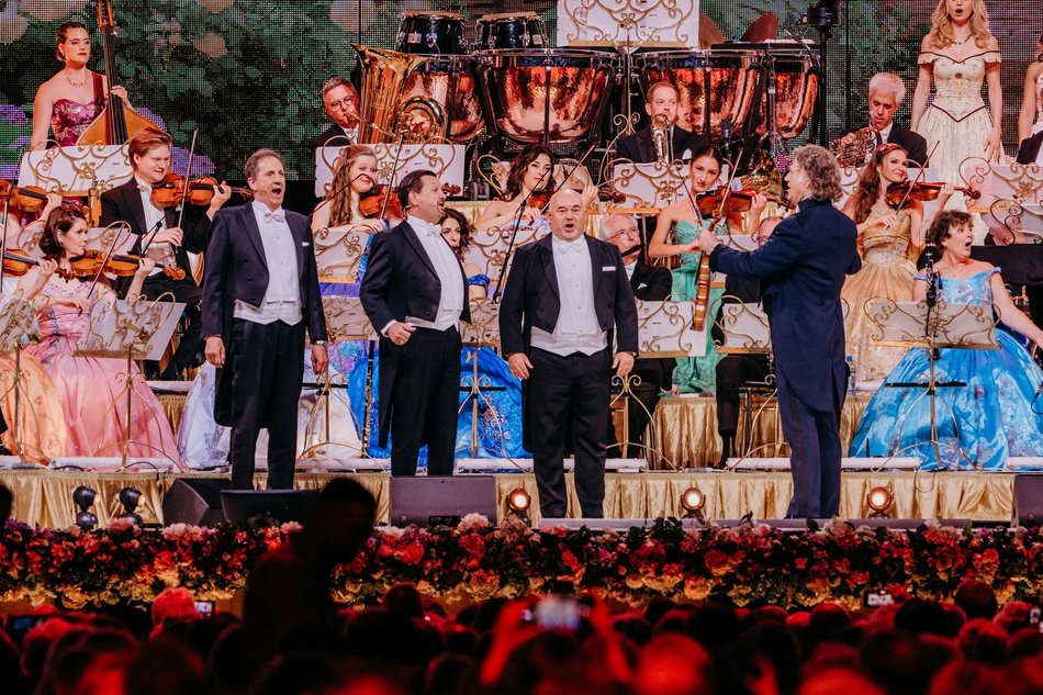 Łódź. Andre Rieu w Atlas Arenie. Holenderski skrzypek oczarował publiczność