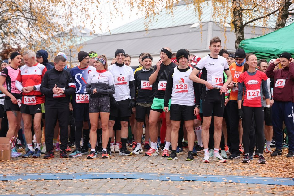 Bieg Niepodległościowa 5 w parku Na Zdrowiu w Łodzi. Odszukaj się w galerii!