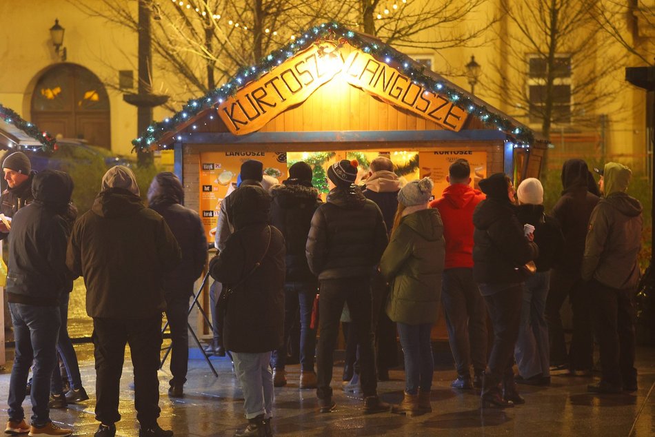 Świąteczny klimat na Jarmarku Bożonarodzeniowym w Łodzi