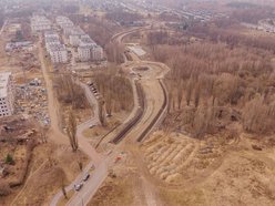 Łódź. Przedłużenie Kaczeńcowej w Łodzi. Nowe rondo przy Rąbieńskiej nabiera kształtów