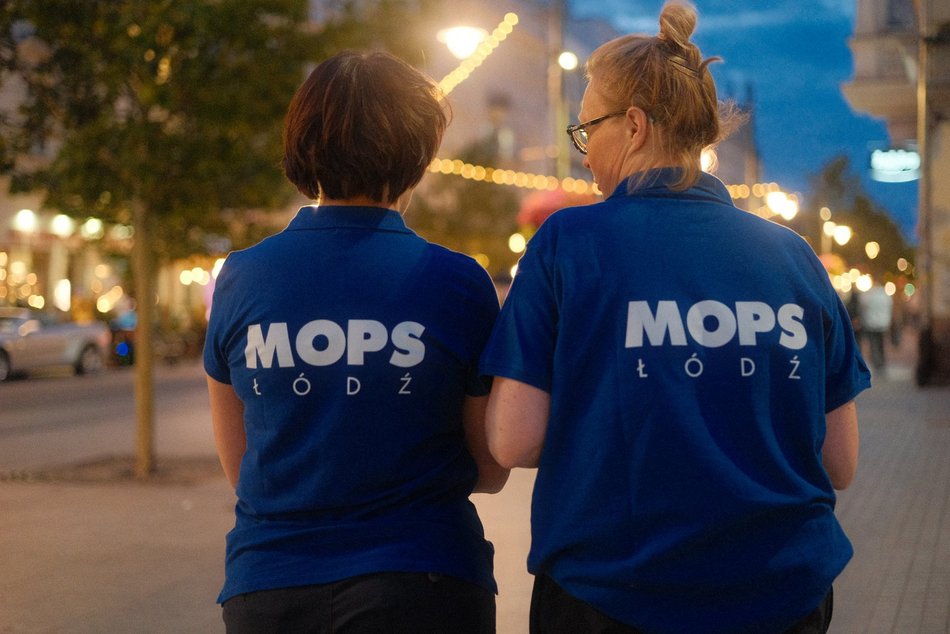 Łódź. Namiot Pełen Wsparcia w Pasażu Schillera