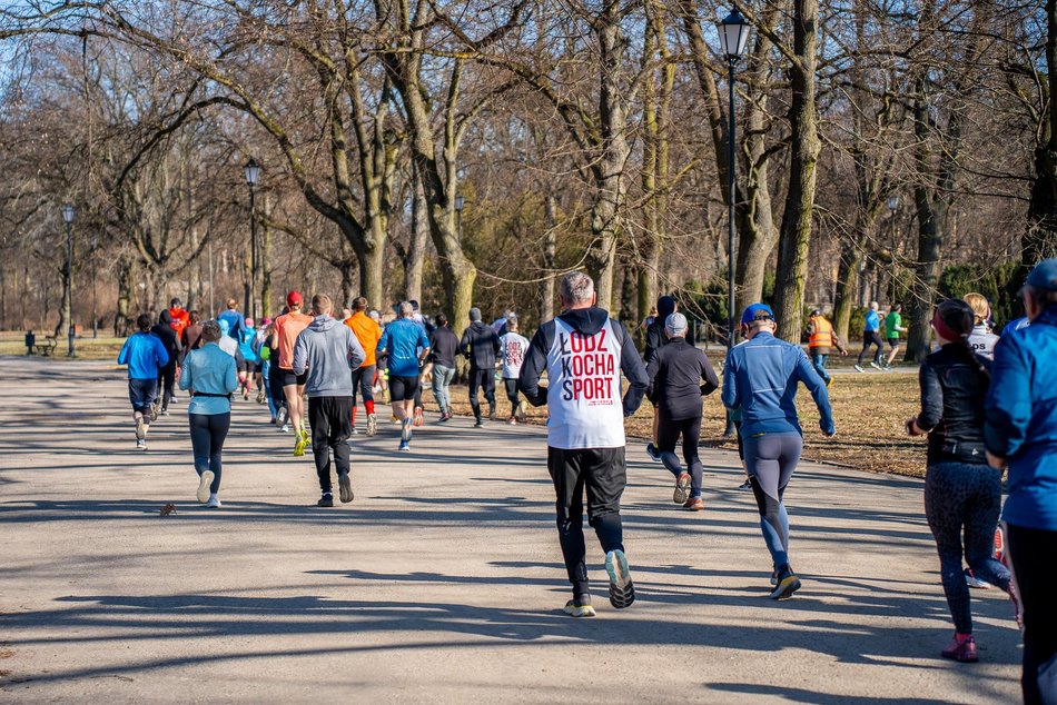 Łódź. Parkrun w Parku Poniatowskiego w Łodzi. Brałeś udział w biegu? Znajdź się na zdjęciach!