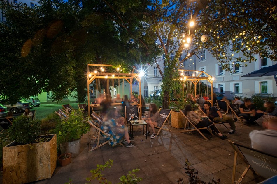 Łódź. Gdzie „Zetki” chodzą po zmroku w Łodzi? Pub Biblioteka, Niebostan, Owoce i Warzywa i więcej