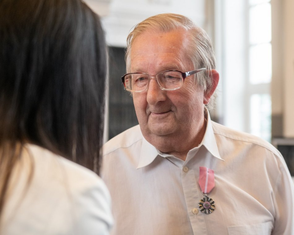 Łódź. Medale za długoletnie pożycia małżeńskie. Rekordziści są razem ponad 60 lat!