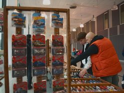 Łódź. Łódzkie Targi Motoryzacyjne w hali Expo Łódź. Klasyki, auta przyszłości, dealerzy i więcej