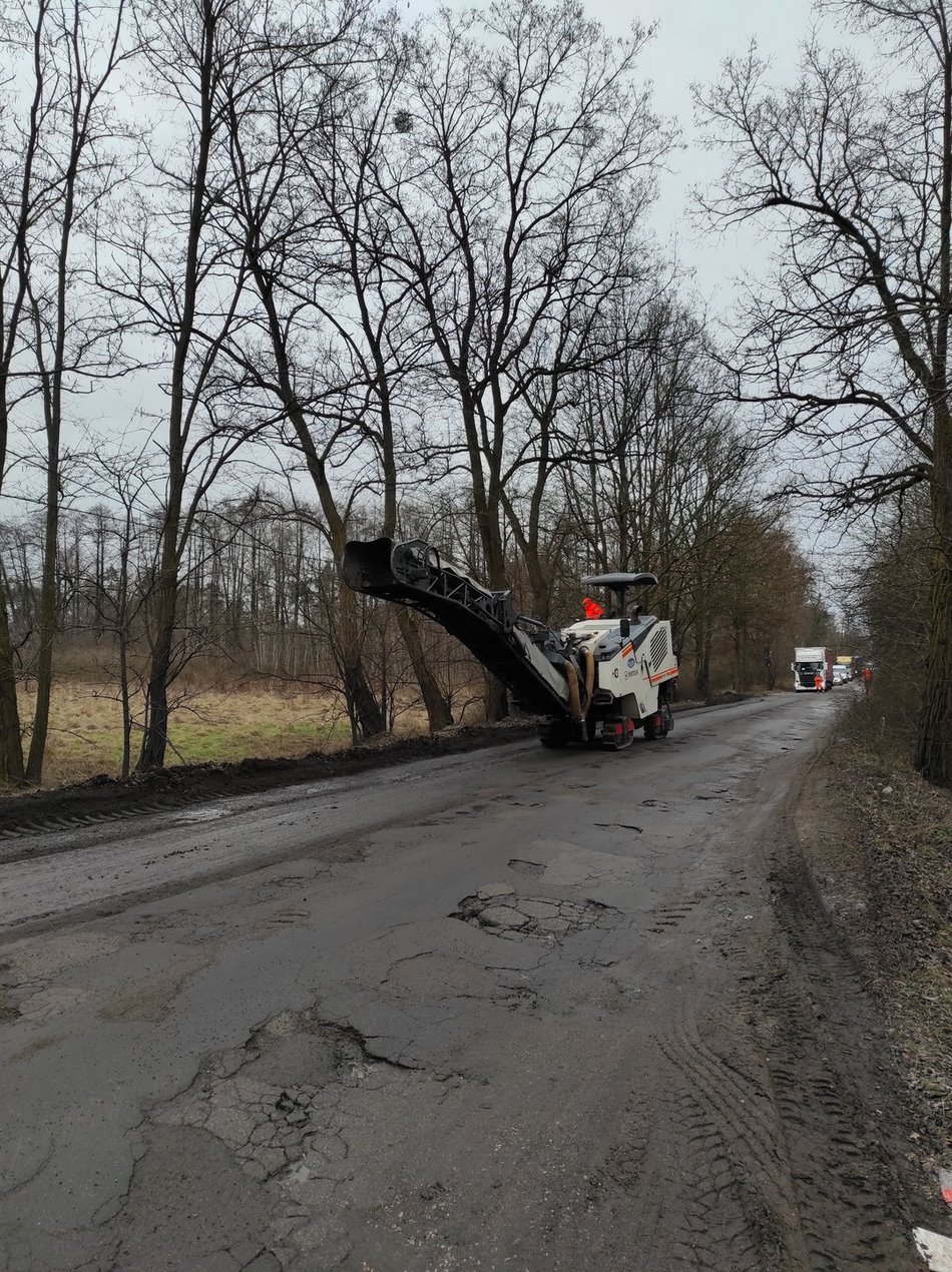 szczecinska, remont nawierzchni