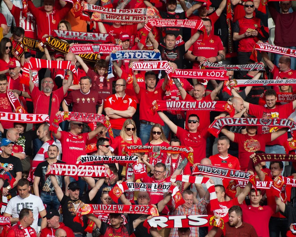 Kibice na meczu Widzewa Łódź z Koroną Kielce