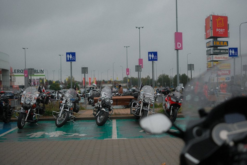 Łódź. Sezon motocyklowy w Łodzi zakończony! Pasjonaci spotkali się pod Portem Łódź