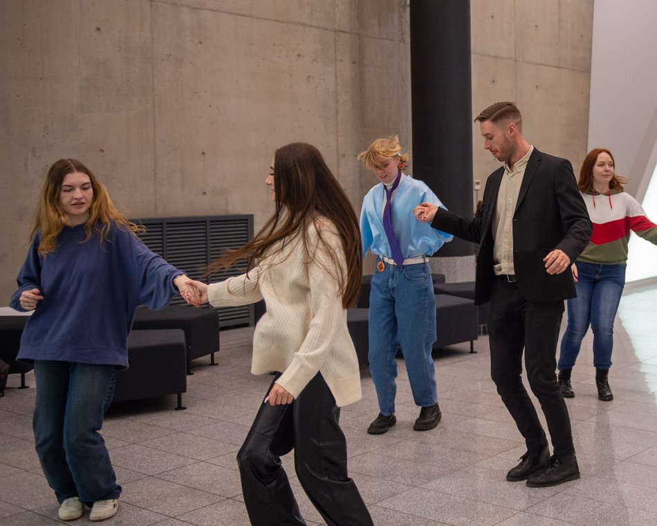 EC1 Łódź - belgijkę tańczą licealiści z II LO, III LO i XI LO