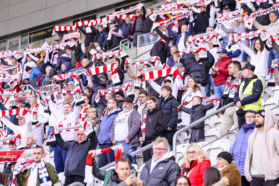 Kibice na meczu ŁKS Łódź z GKS Tychy. Byłeś? Znajdź się w galerii!