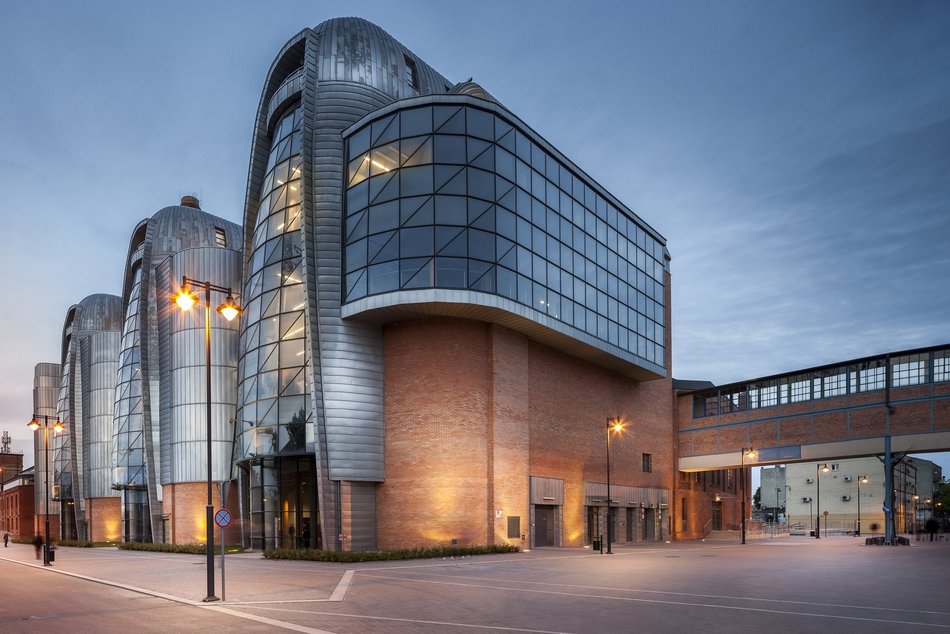 Łódź. Wielka kasa dla EC1 Łódź! Planetarium, wystawy i edukacja