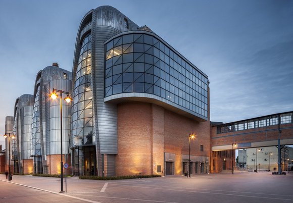 Łódź. Wielka kasa dla EC1 Łódź! Planetarium, wystawy i edukacja