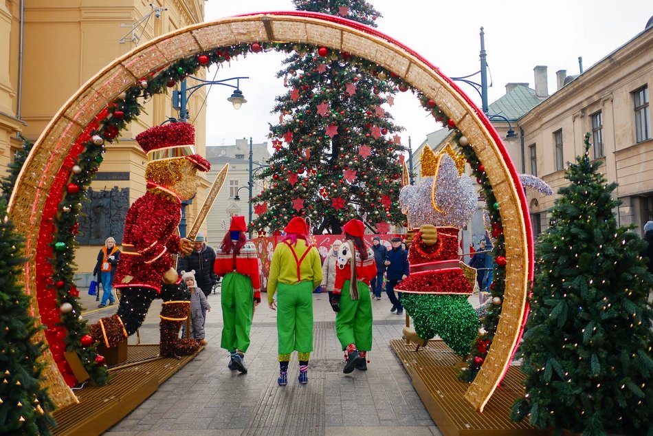 Łódź. Nie masz pomysłu na wieczór w Łodzi? Jarmark Bożonarodzeniowy brzmi, jak plan!
