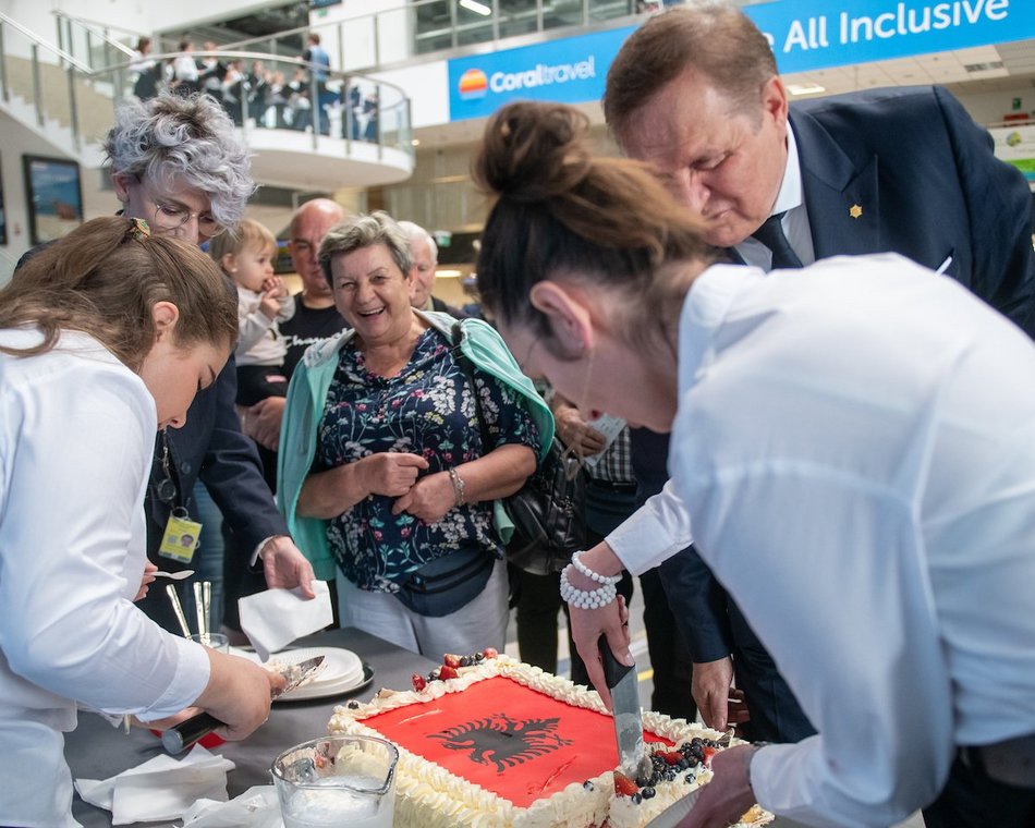 Łódź. Z lotniska w Łodzi prosto do Albanii! Wystartowały pierwsze loty czarterowe
