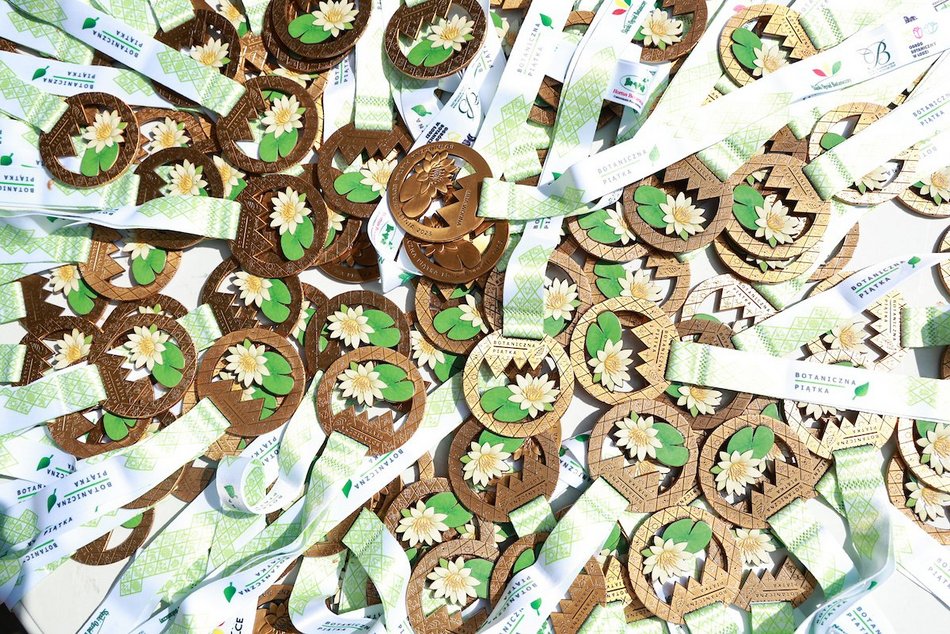 Łódź. Botaniczna Piątka w Ogrodzie Botanicznym w Łodzi. Biegowe emocje i pozytywna energia