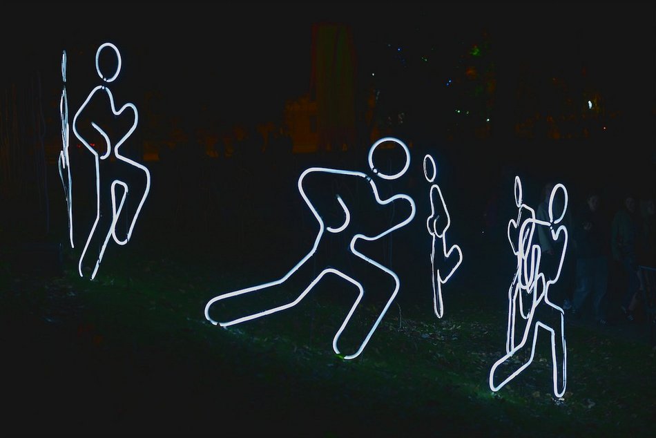 Park Staromiejski na Light Move Festival 2025 Łódź. Widzieliście go w takiej odsłonie?