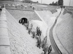 Łódź. Zwiedzanie podziemnej komory przy ul. Obywatelskiej
