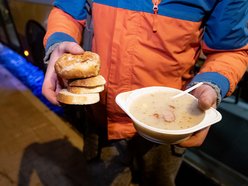 MOPS Łódź. Świetlica, autobus i łaźnie oraz schroniska w gotowości na zimę