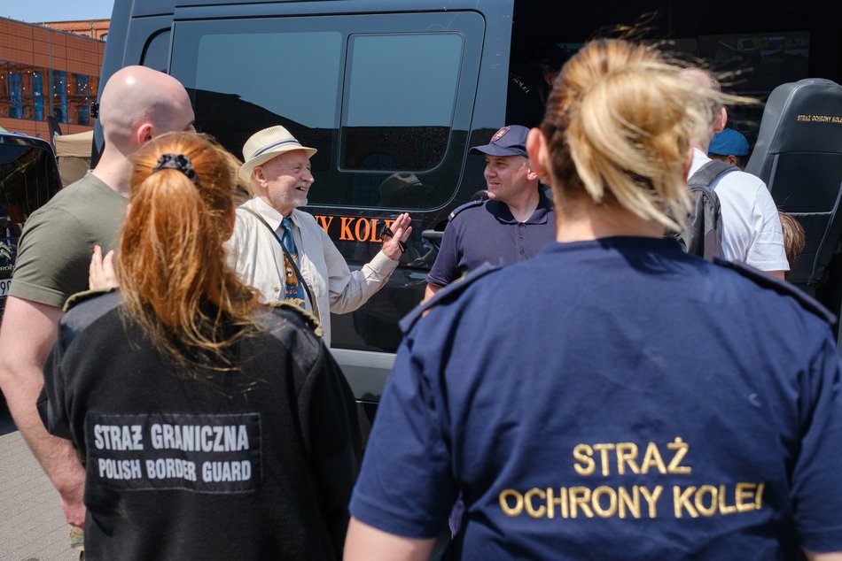 Łódź. Piknik Weterana w Manufakturze w Łodzi. Polscy bohaterowie, ekspozycje i wystawy