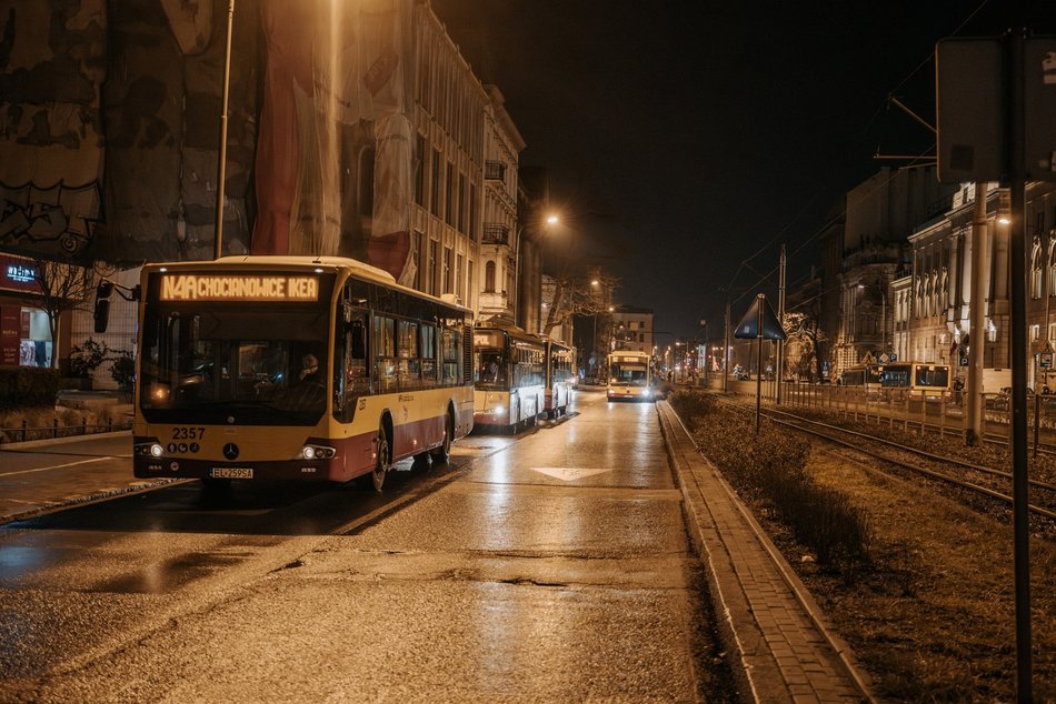 Autobusy nocne MPK Łódź górą! Częste kursy, wygodne przesiadki i dojazd poza granice miasta