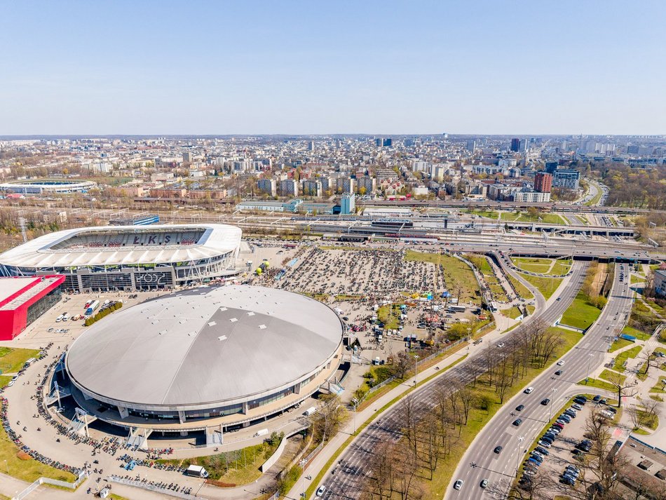 Parada motocyklistów przejechała ulicami Łodzi. Sezon rozpoczęty! Byłeś?