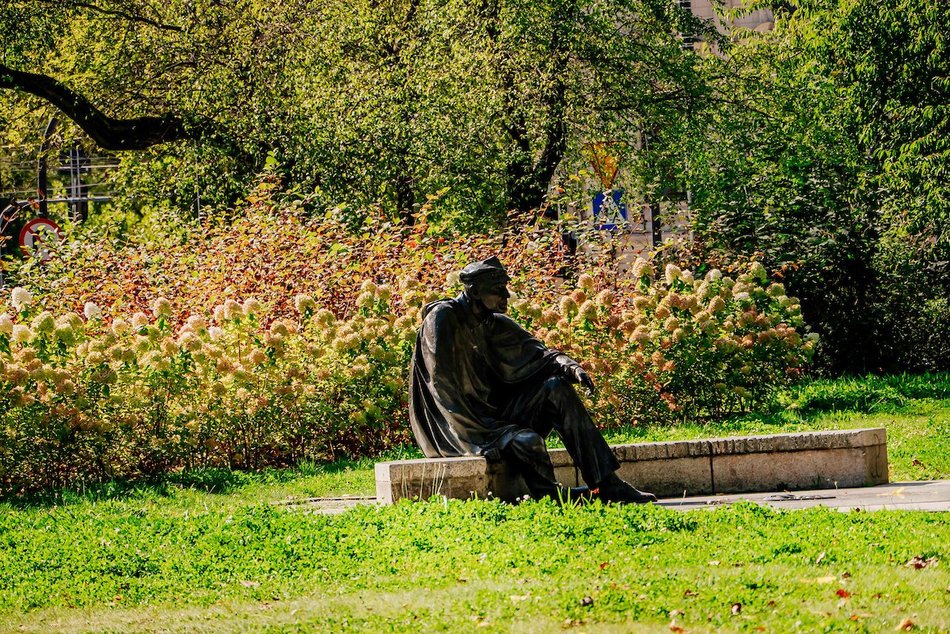 Łódź. Wrzesień w Łodzi potrafi zaskoczyć! Miasto wciąż tętni kolorami i zapachem kwiatów