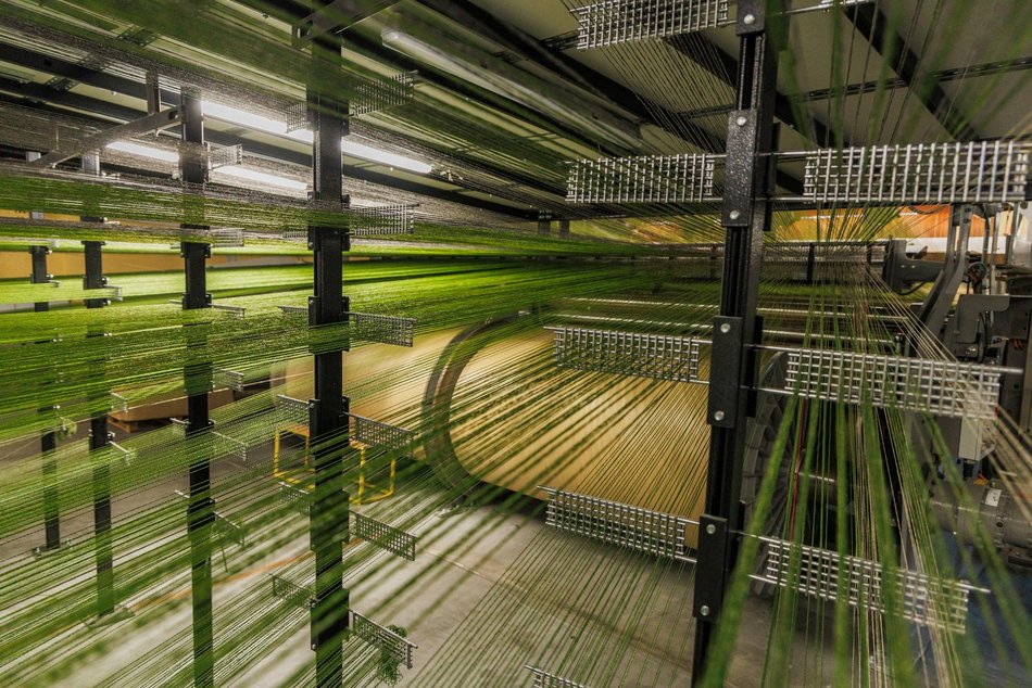 Łódź. Dywilan działa w Łodzi od 130 lat. Firma tworzy dywany i... murawy dla piłkarskich gigantów!