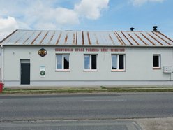 Łódź. Remiza OSP na Wiskitnie w Łodzi pięknieje. Remont dachu, nowe okna, łazienki oraz kuchnia