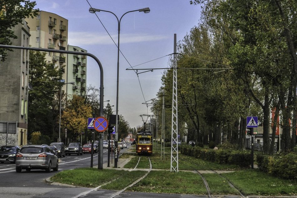Tramwaje MPK Łódź wrócą na Koziny. Poszukiwany wykonawca remontu torowiska na Srebrzyńskiej