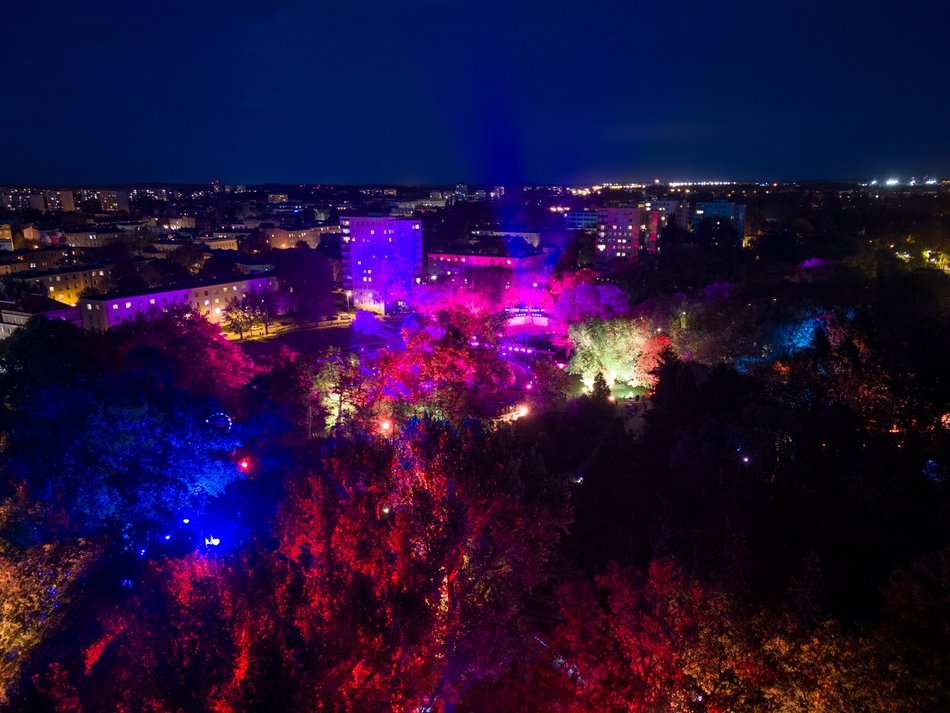 Park Staromiejski na Light Move Festival 2024