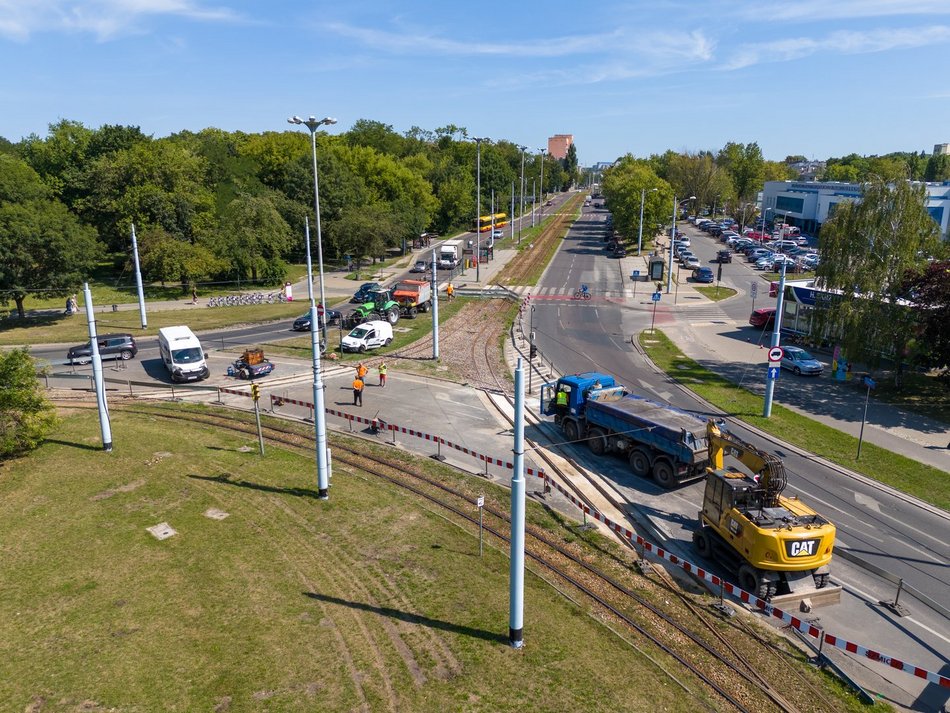 Rondo Lotników Lwowskich - prace przy torowisku