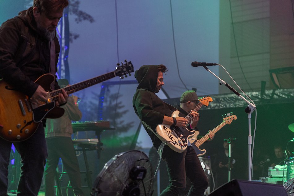 Łódź. Juwenalia 2025 w Łodzi. Tymek i Happysad zagrali na Lumumbowie!