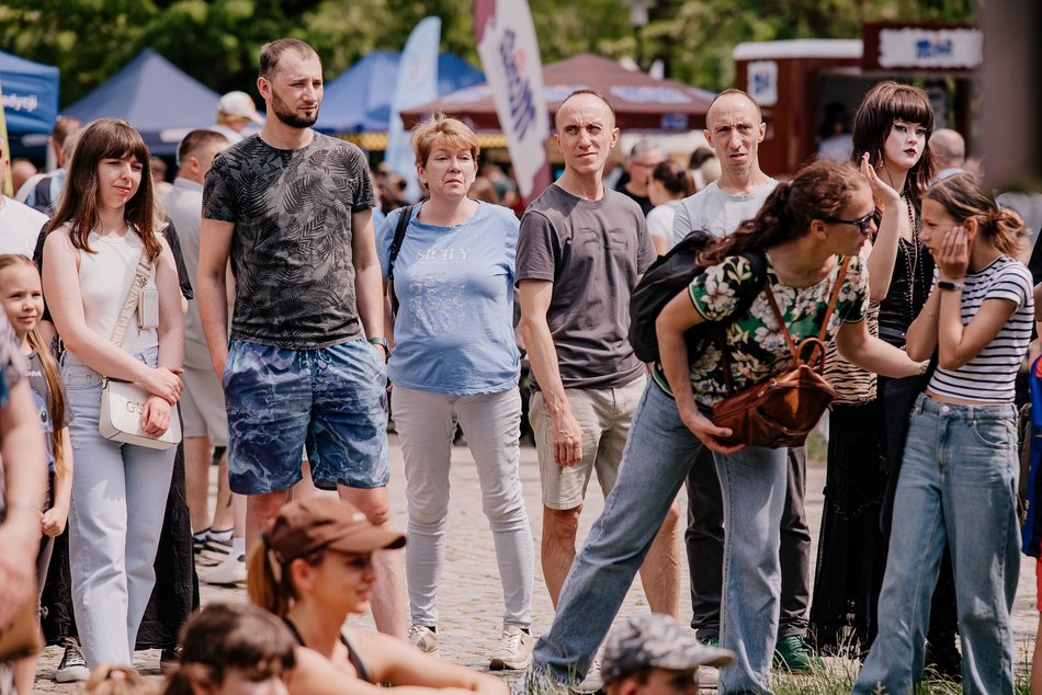 Łódź. Miejski Dzień Dziecka 2025 w Łodzi. Majka Jeżowska, dmuchańce i pokazy [ZDJĘCIA]