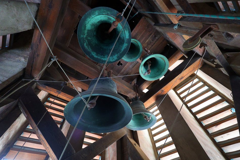 Łódź. Wielkie odkrycia w cerkwi św. Newskiego w Łodzi. Dzwon z 1903 roku, dawne zdobienia, ikony i więcej