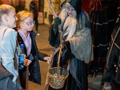 Halloween w Manufakturze w Łodzi. Sekrety Izraela Poznańskiego, trupie gluty i tajemnicze mikstury