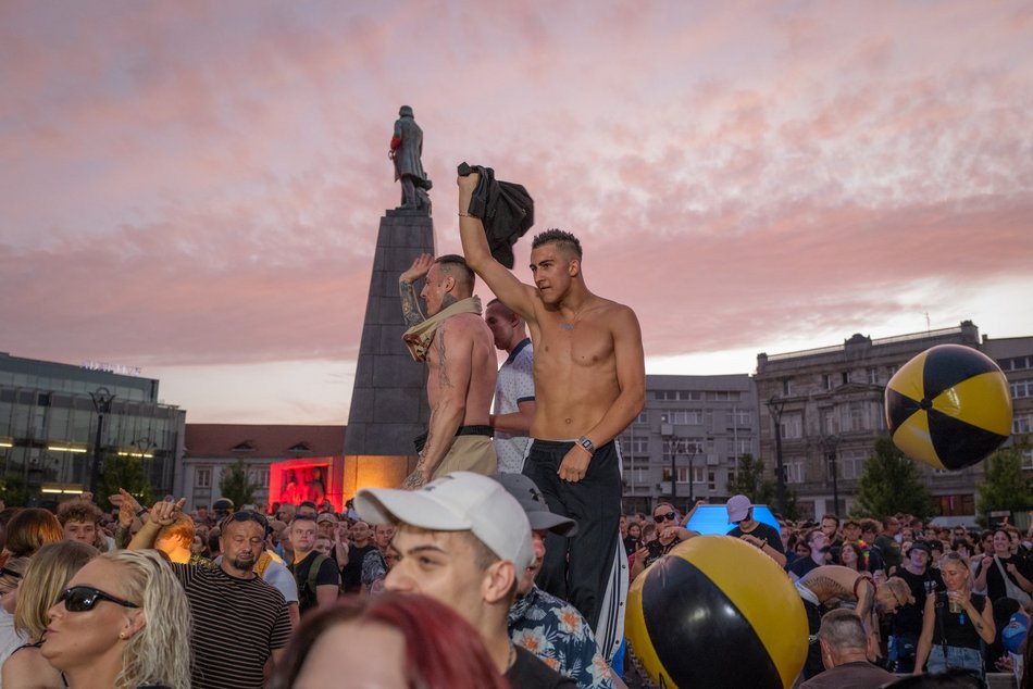 Łódź. Hołd dla DJ Hazela na Paradzie Wolności 2025 w Łodzi. Tak oddali go łodzianie!