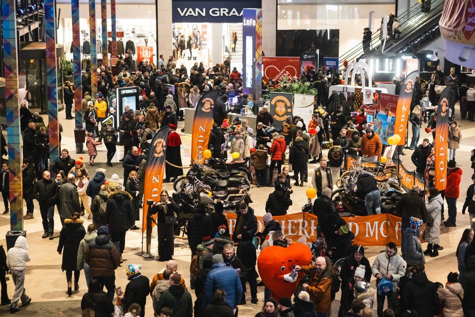 Łódź. Światełko do Nieba zakończyło WOŚP 2026 w Łodzi. Tłumy Łodzian w Manufakturze