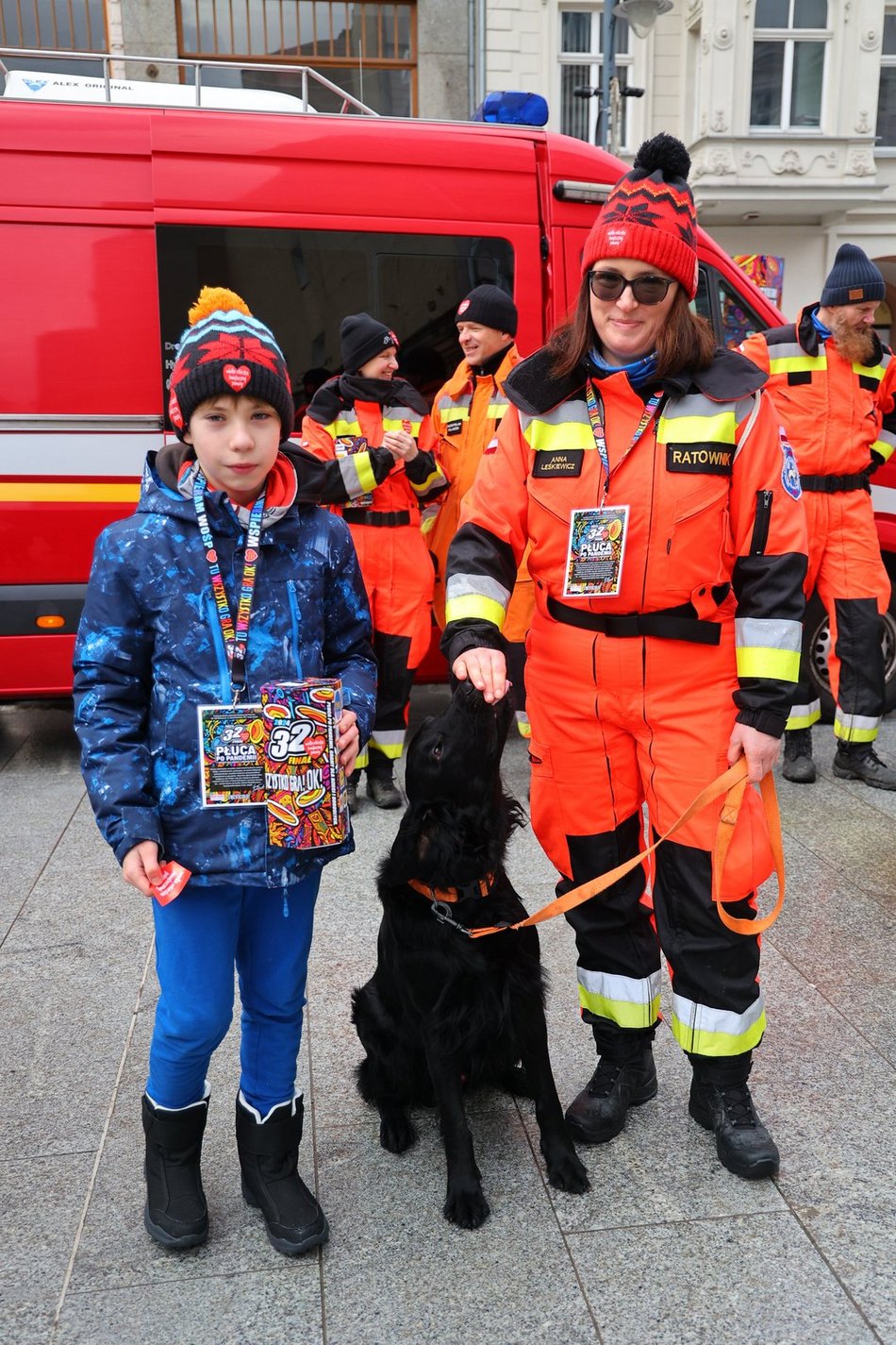 uczestnicy finału wielkiej orkiestry świątecznej pomocy w Łodzi