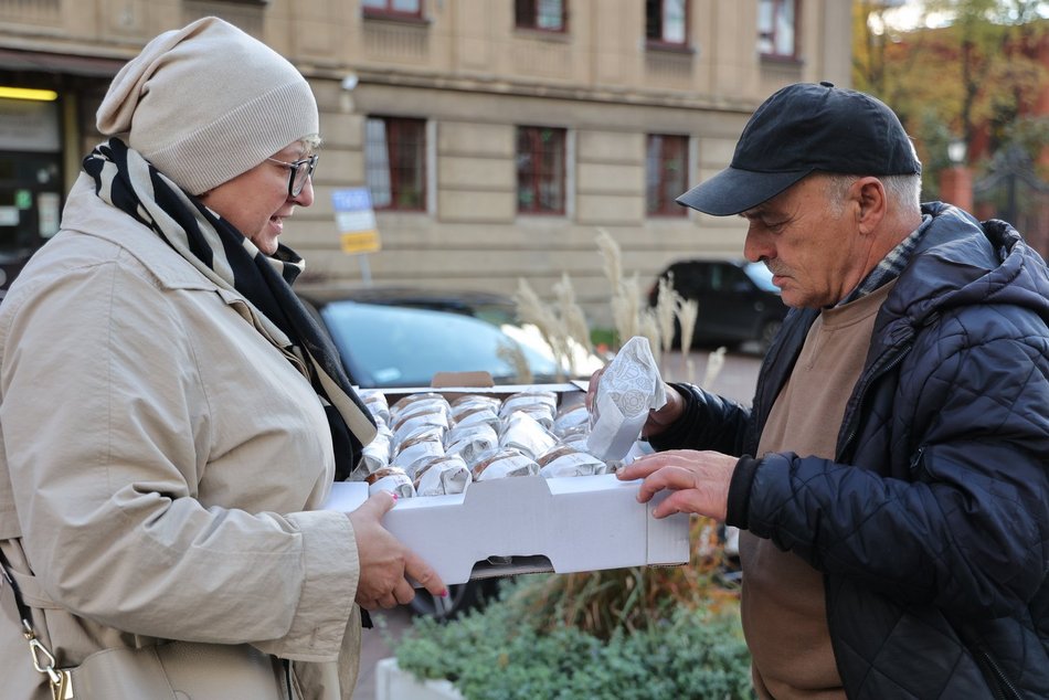 Budżet Obywatelski Łódź 2025. Przy Manufakturze na Łodzian czekały darmowe żuliki