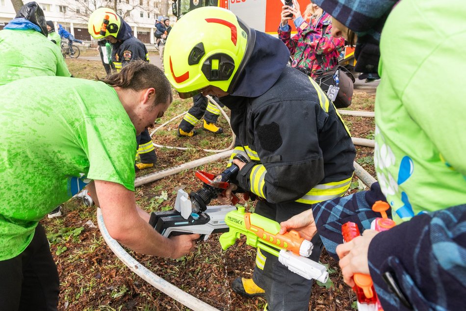 Łódź. Lany Poniedziałek na Manhattanie w Łodzi. Tak Łodzianie celebrowali śmigus-dyngus!