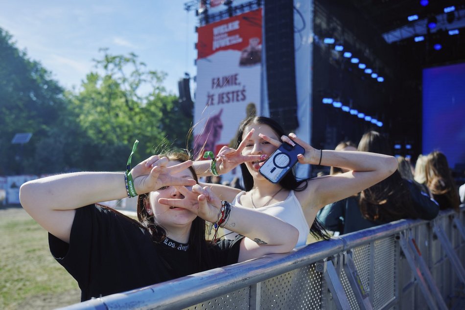 Łódź. Tłumy na Juwenaliach 2026 w Łodzi. Byłeś/aś pierwszego dnia? Znajdź się na zdjęciach!