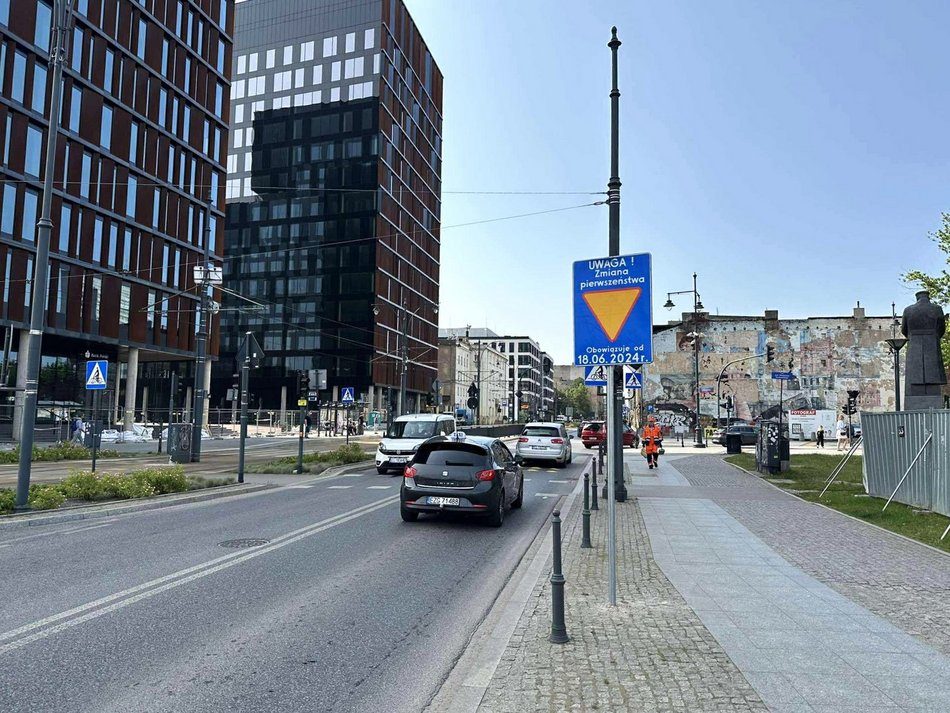 Łódź. Ważne zmiany w organizacji ruchu przy Traugutta w Łodzi. Uważaj na tym skrzyżowaniu