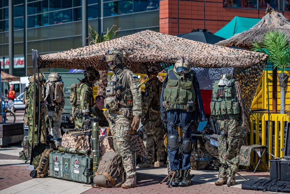 Piknik weterana w Manufakturze